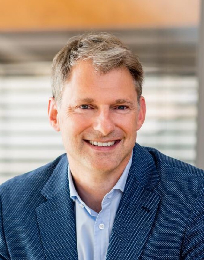 Mag. Markus Leeb